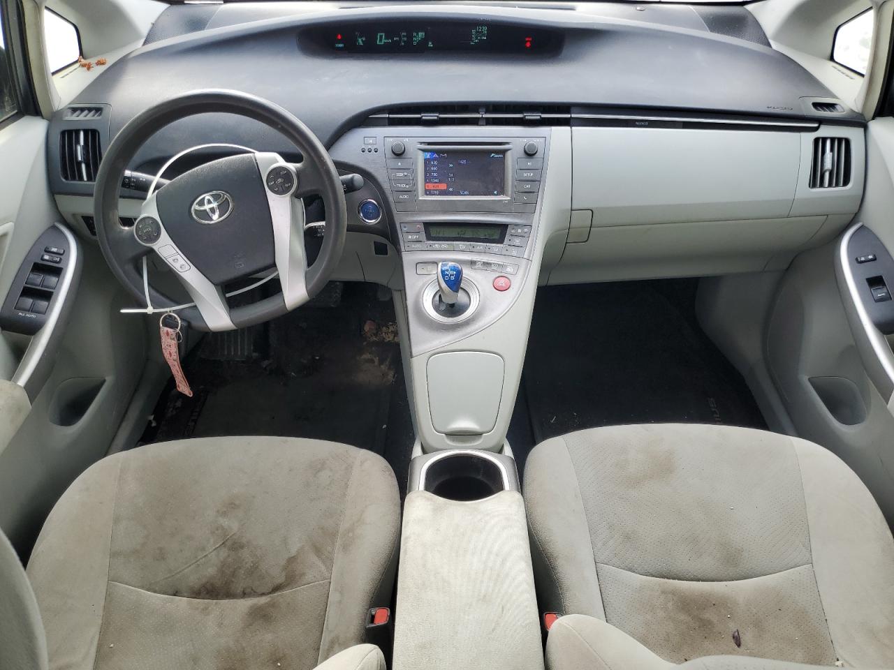 2014 Toyota Prius - Image 8