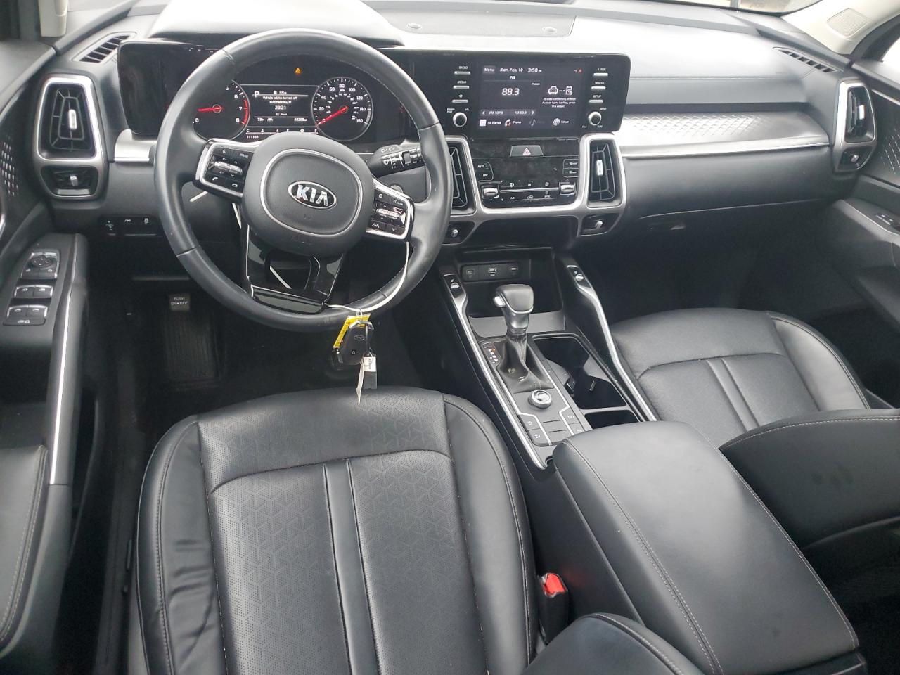 2021 Kia Sorento - Image 8