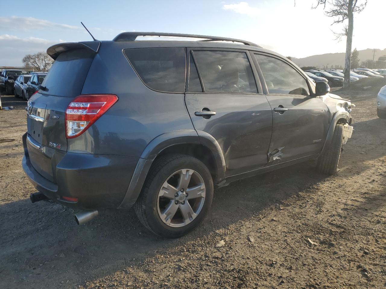 2009 Toyota RAV 4 - Image 3