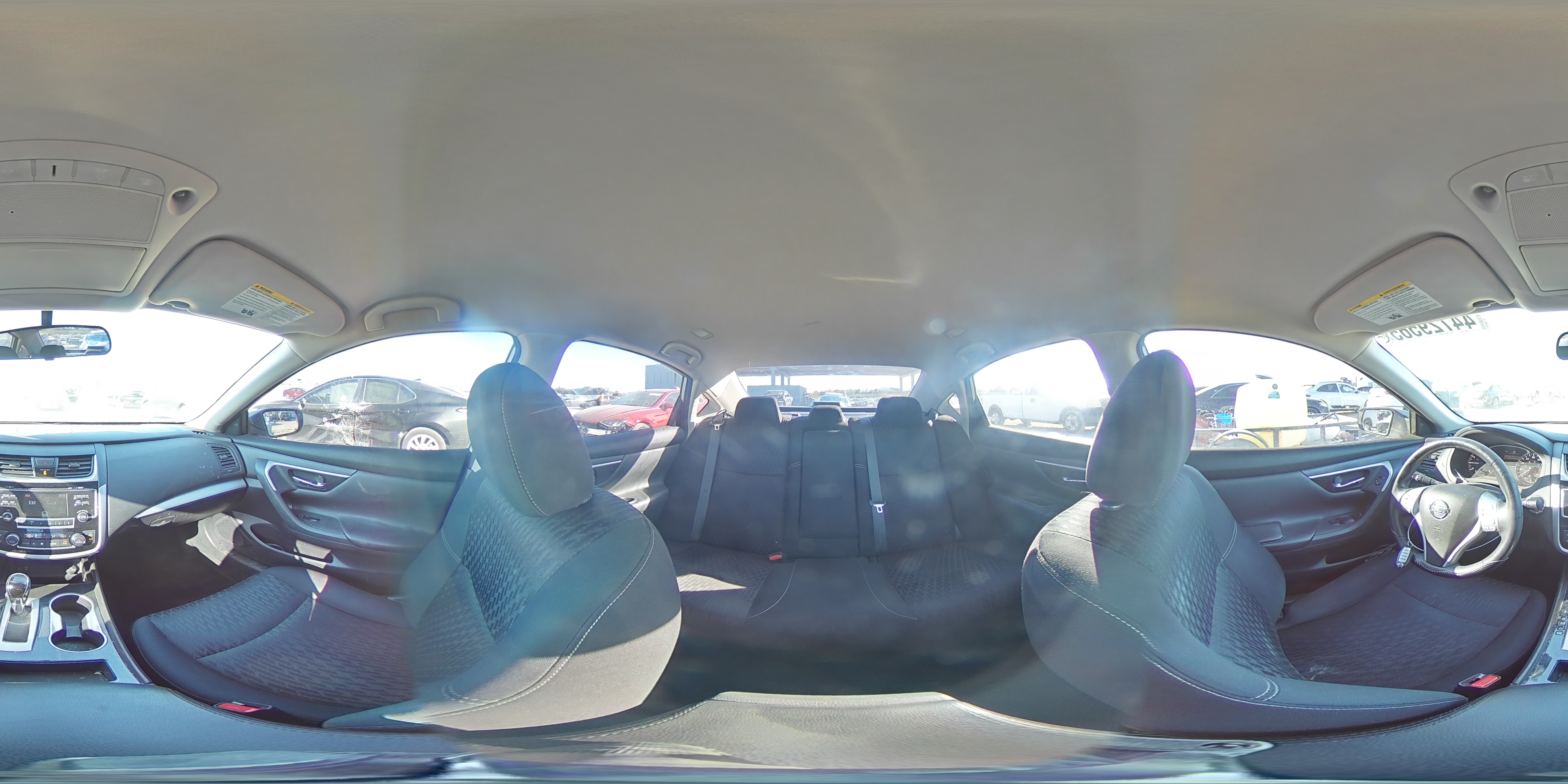 2018 Nissan Altima - Image 15