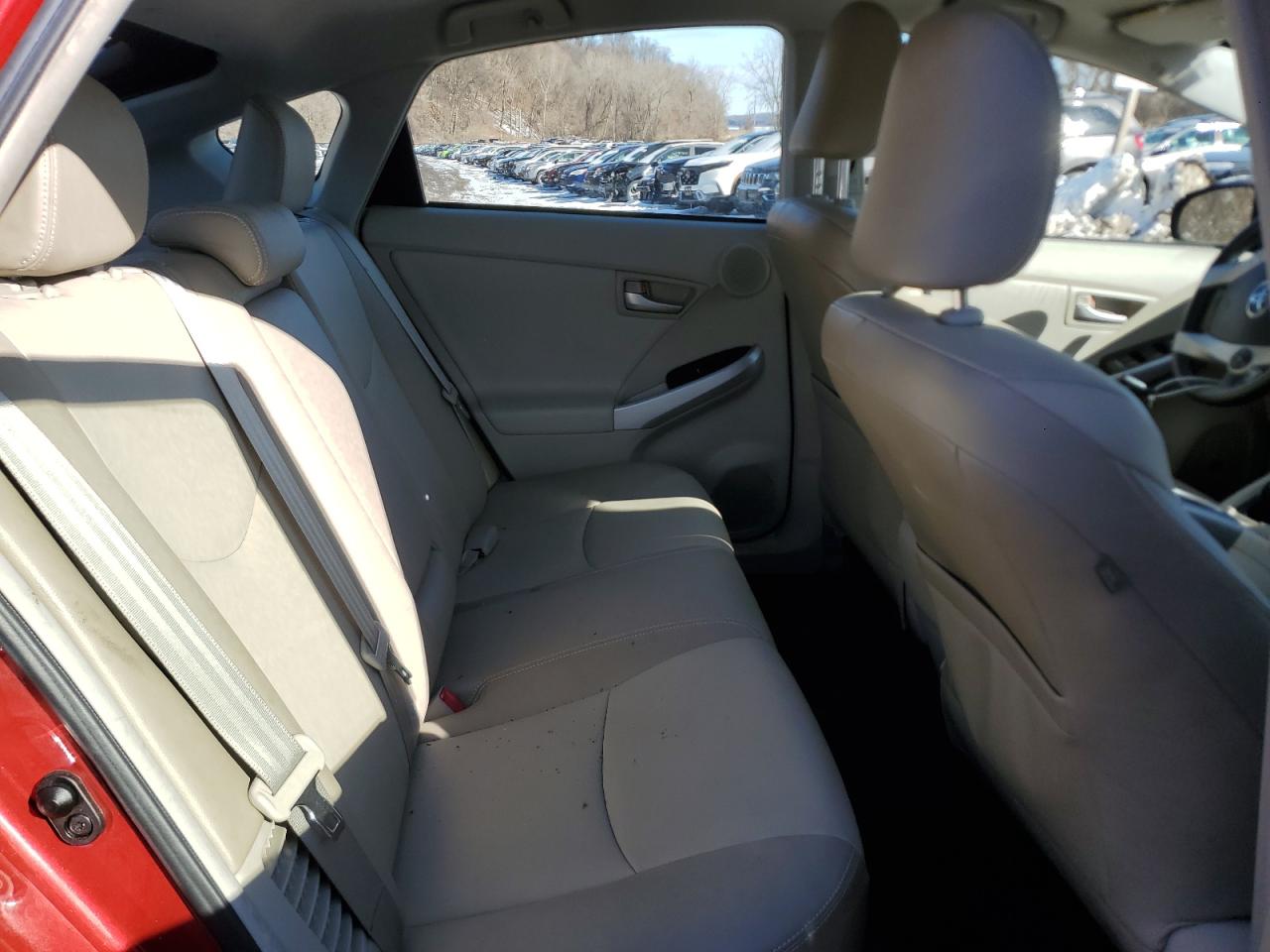 2014 Toyota Prius - Image 10