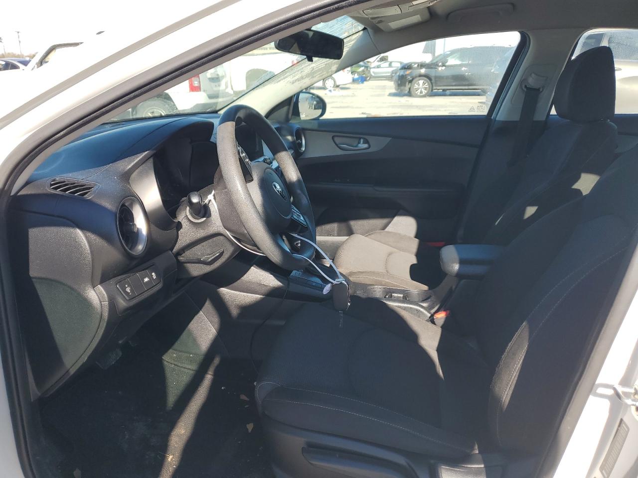 2019 Kia Forte - Image 7