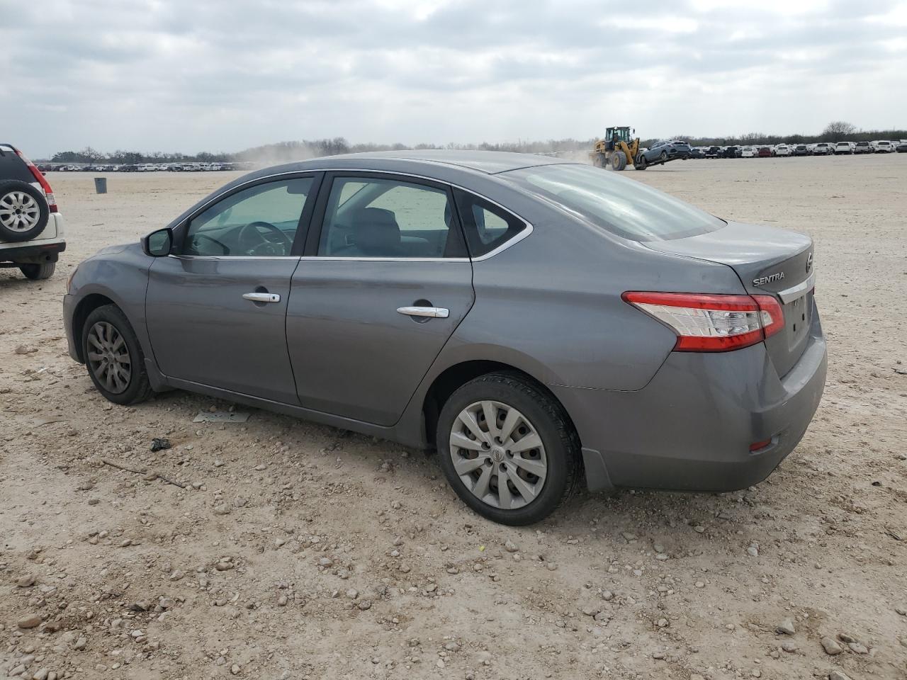 2015 Nissan Sentra - Image 2