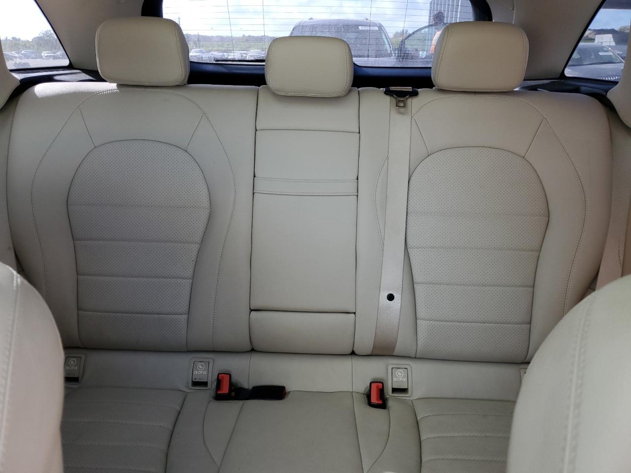2018 Mercedes-Benz GLC - Image 10