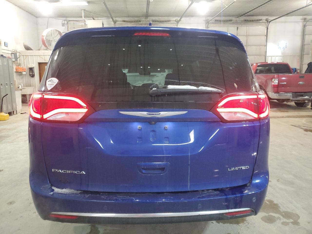 2019 Chrysler Pacifica - Image 6