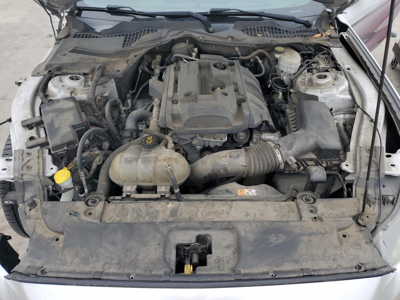 2016 Ford Mustang - Image 11
