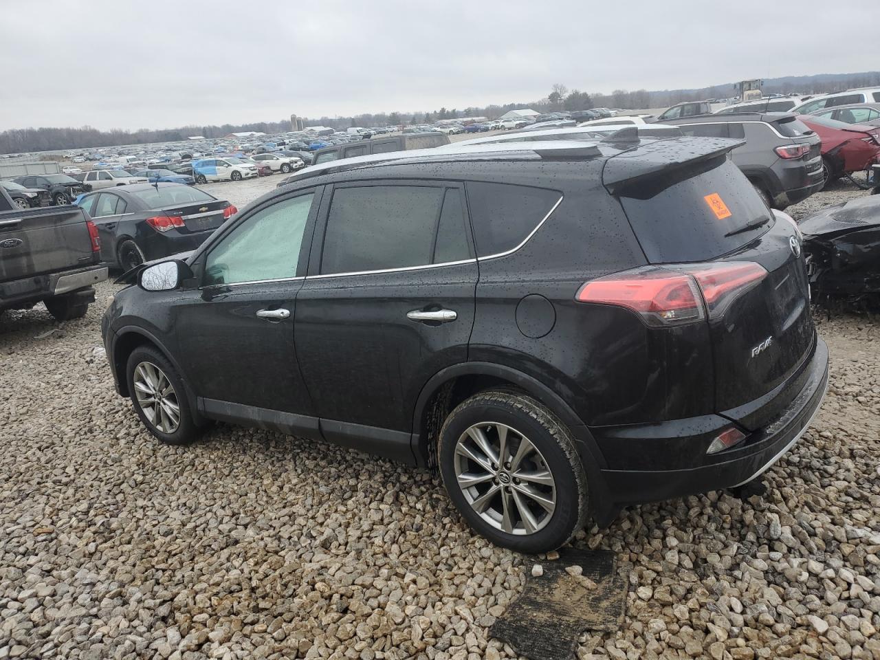 2016 Toyota RAV 4 - Image 2