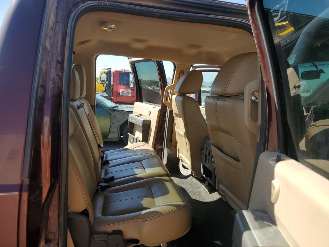 2011 Ford F250 - Image 10