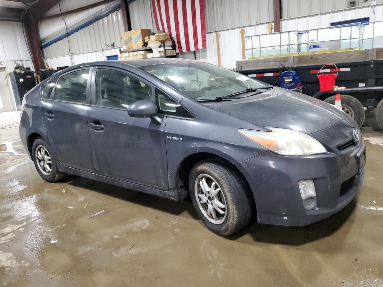 2010 Toyota Prius - Image 4