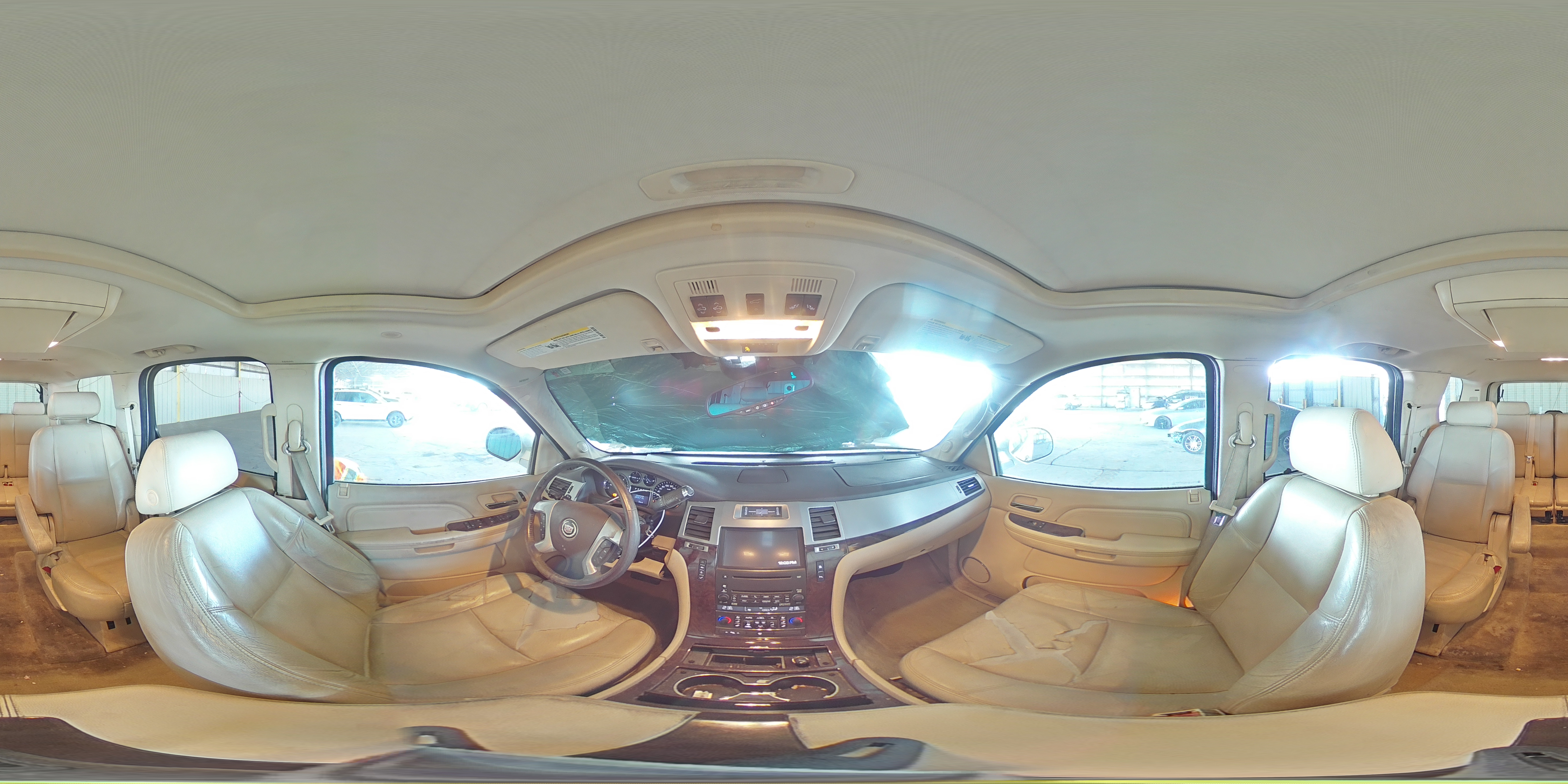 2007 Cadillac Escalade - Image 13