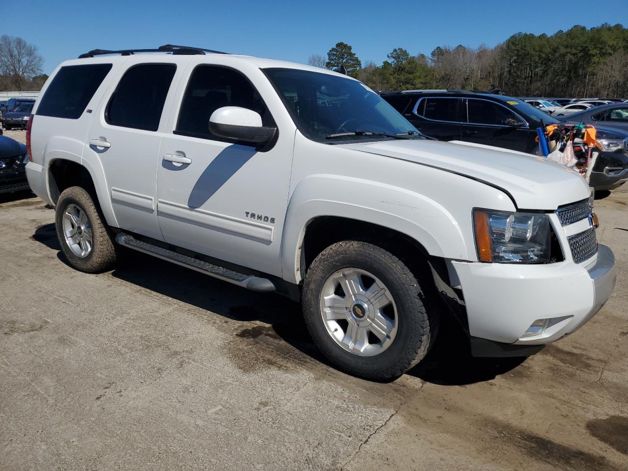 2012 Chevrolet Tahoe - Image 4