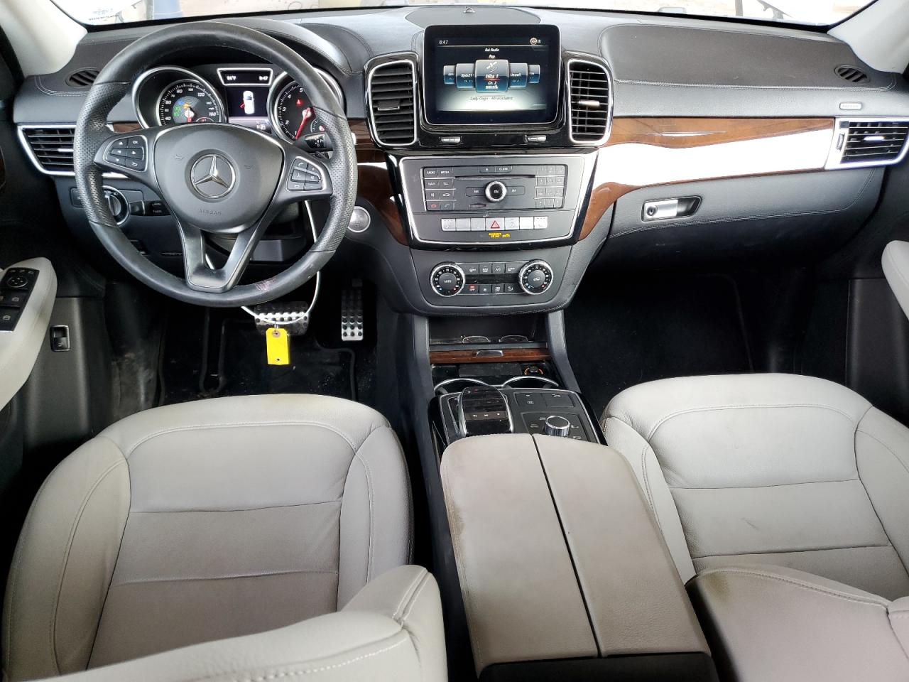 2017 Mercedes-Benz GLE - Image 8