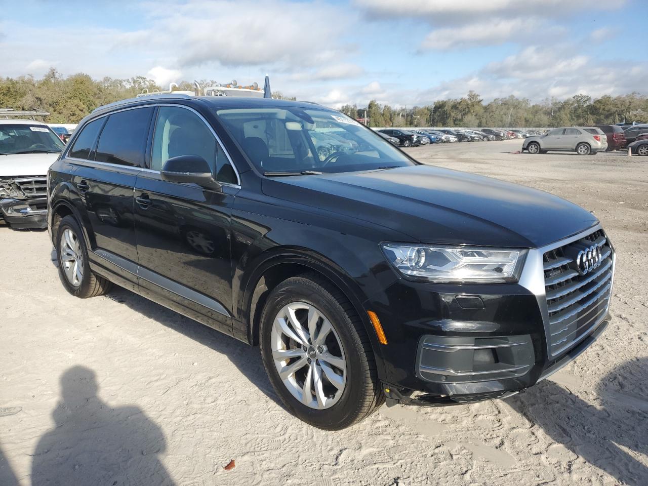 2017 Audi Q7 - Image 4