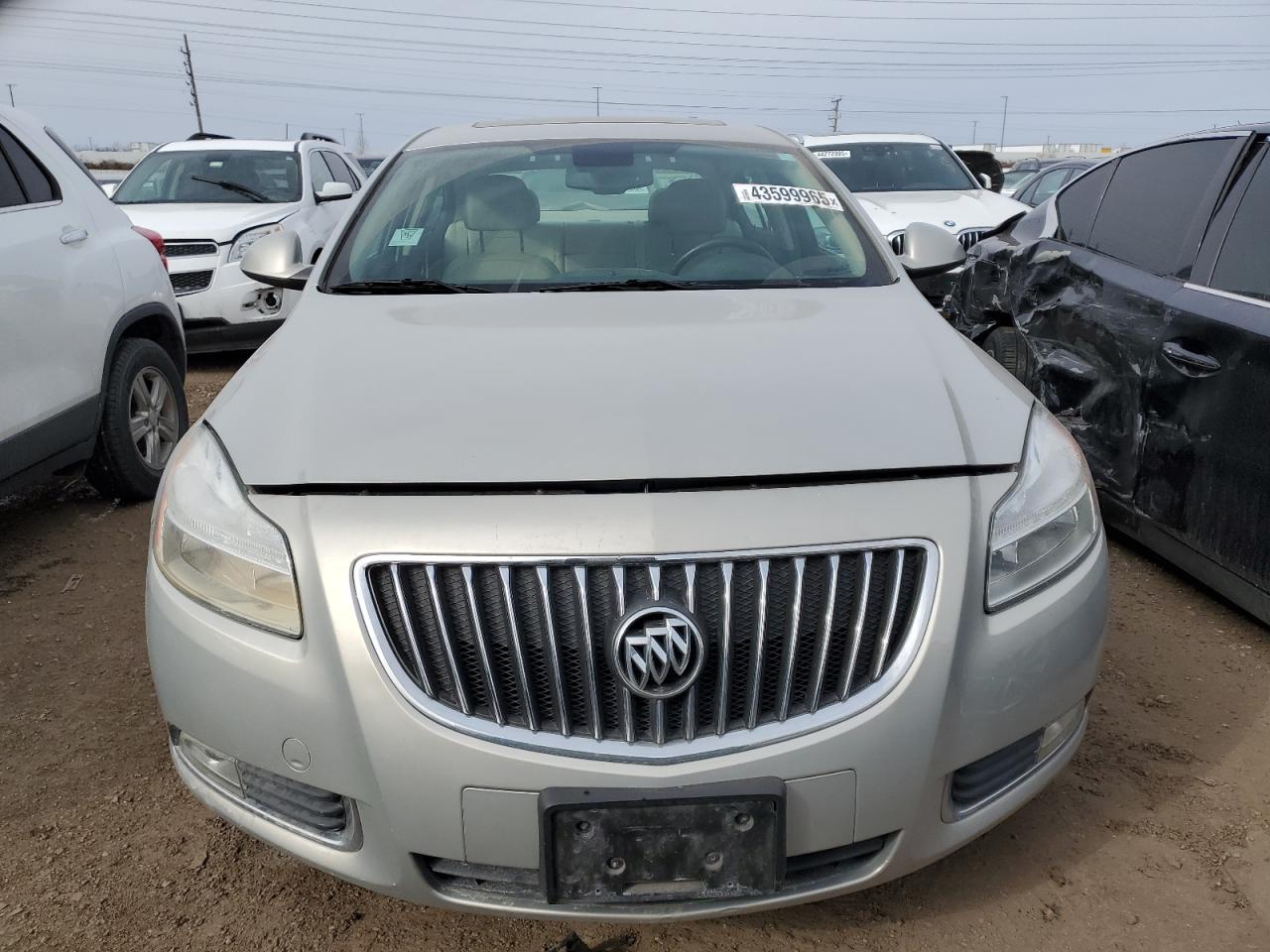2011 Buick Regal - Image 5