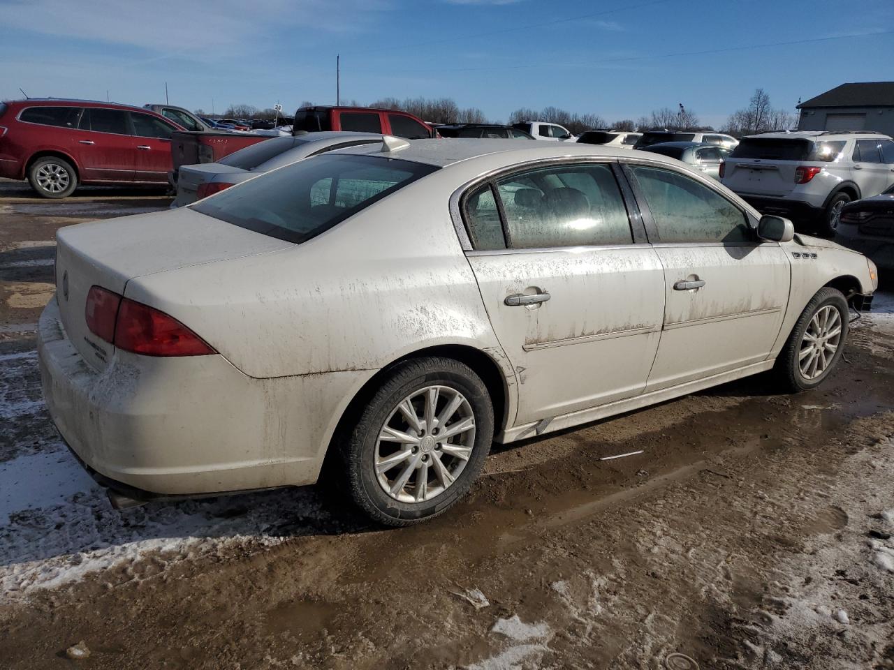 2011 Buick Lucerne - Image 3