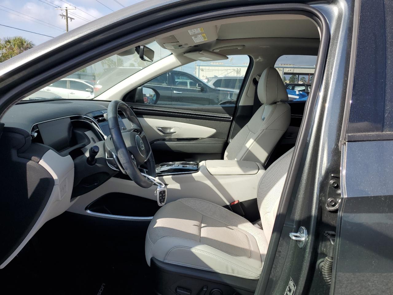 2022 Hyundai Tucson - Image 7