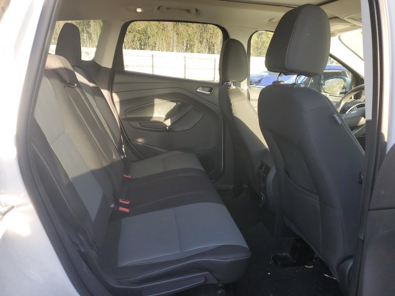 2017 Ford Escape - Image 12