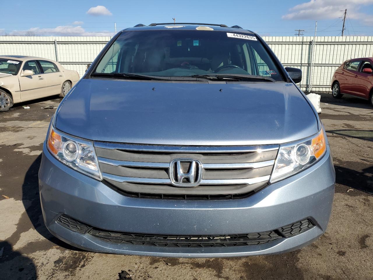 2011 Honda Odyssey - Image 5
