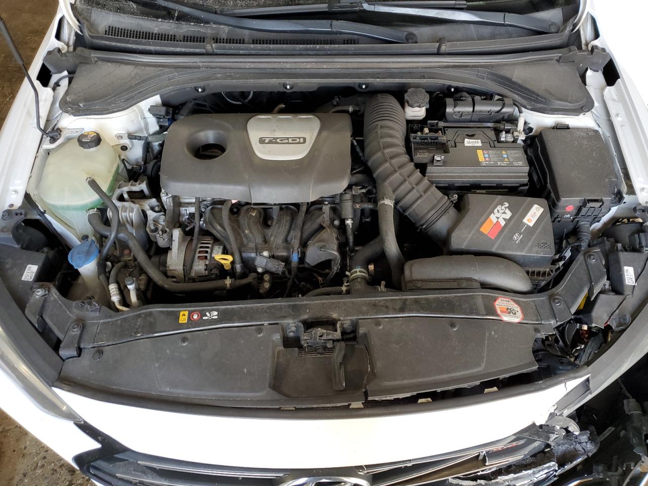 2017 Hyundai Elantra - Image 11