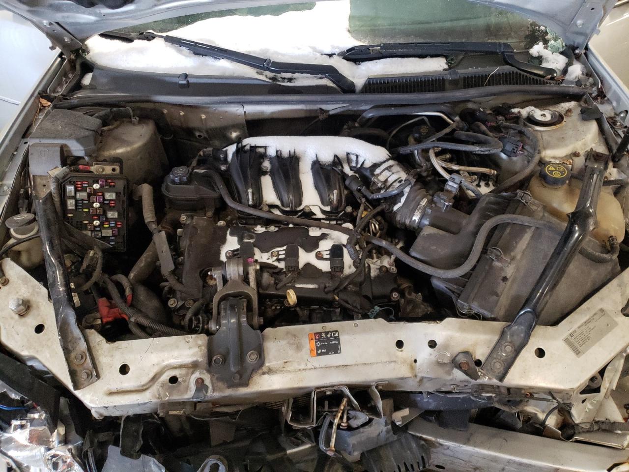 2013 Chevrolet Impala - Image 12