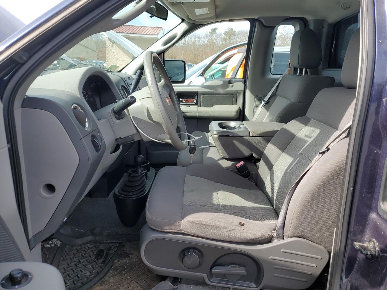 2004 Ford F-150 - Image 7