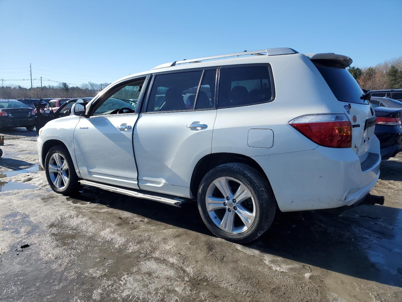 2009 Toyota Highlander - Image 2