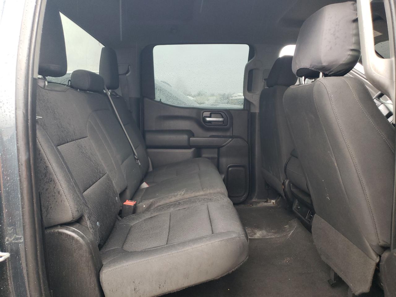 2020 Chevrolet Silverado - Image 10