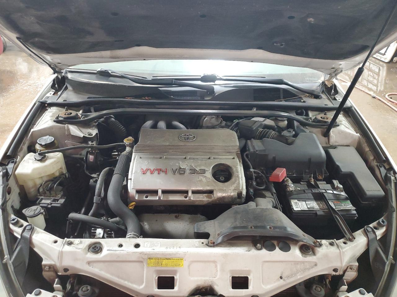 2005 Toyota Camry Solara - Image 11