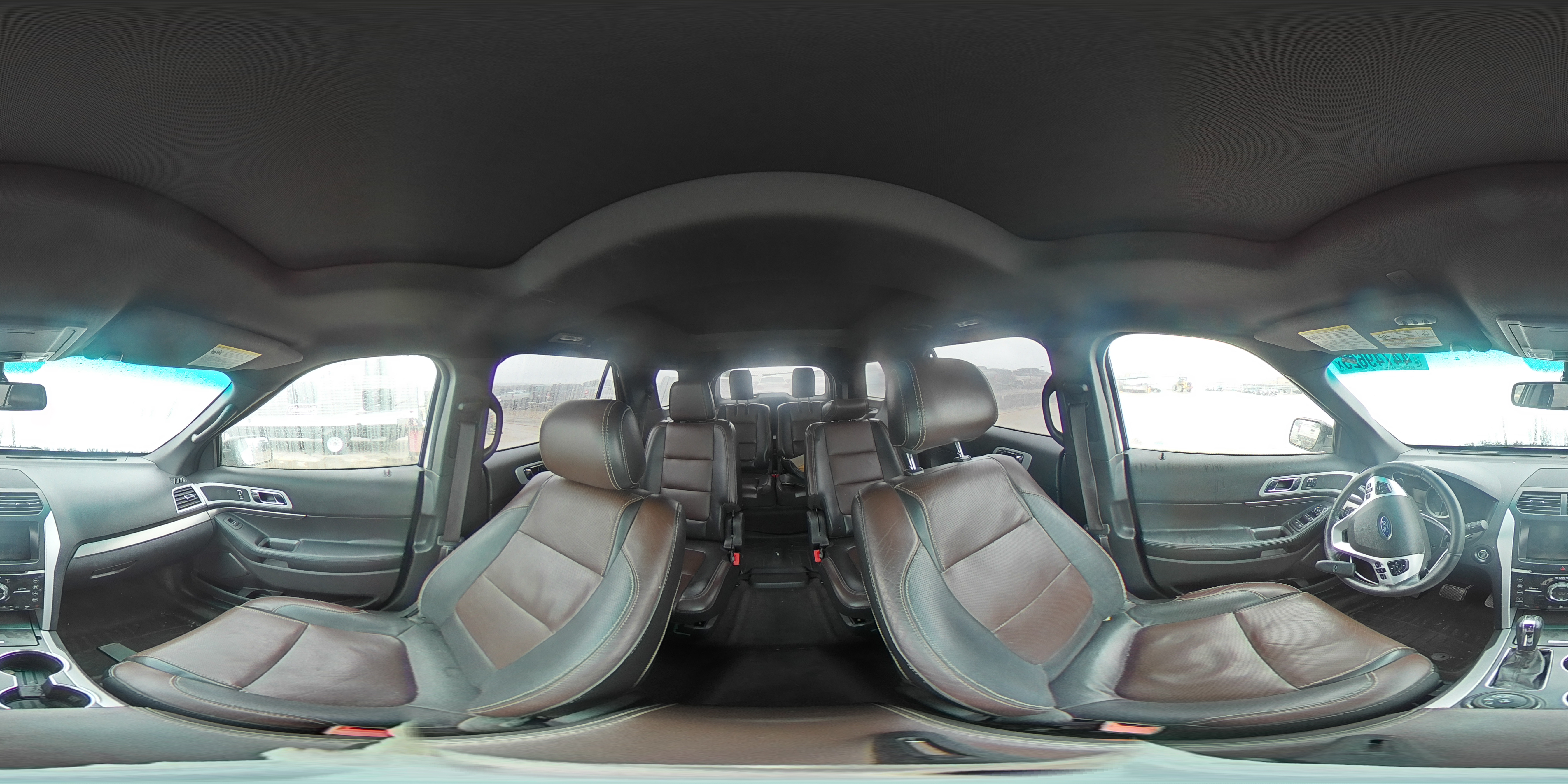 2015 Ford Explorer - Image 14