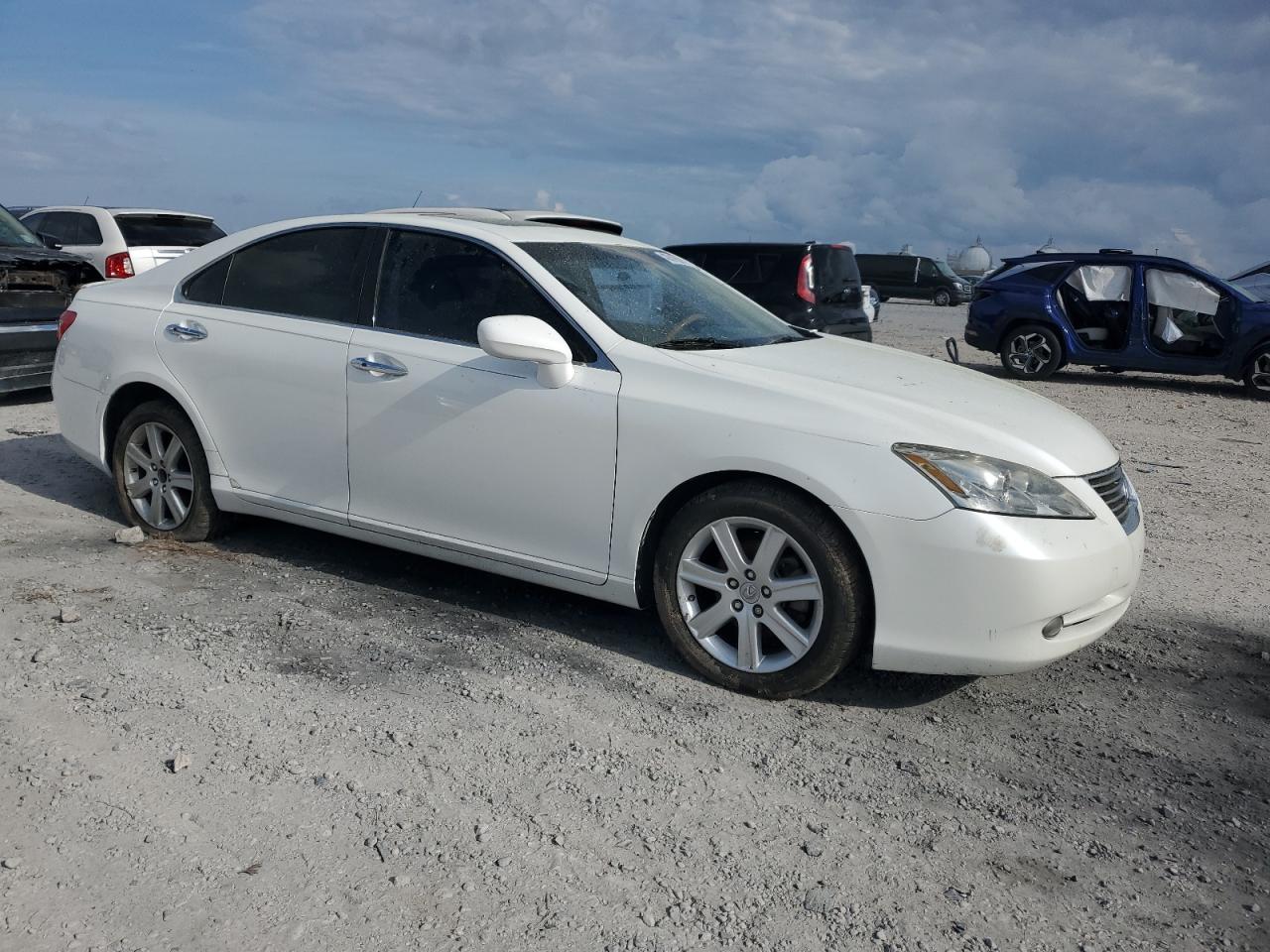 2009 Lexus ES - Image 4