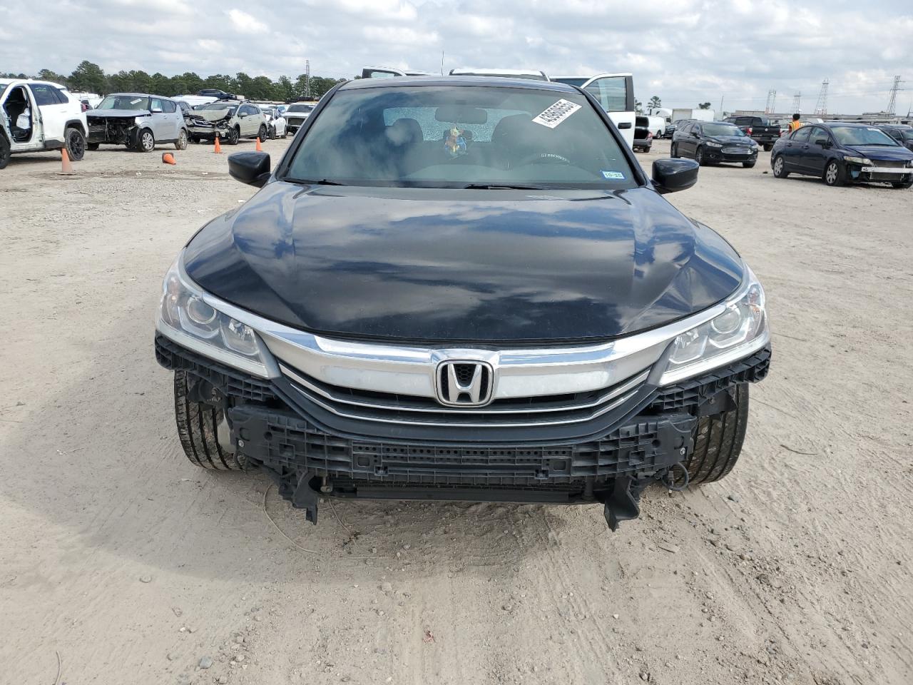 2017 Honda Accord - Image 5