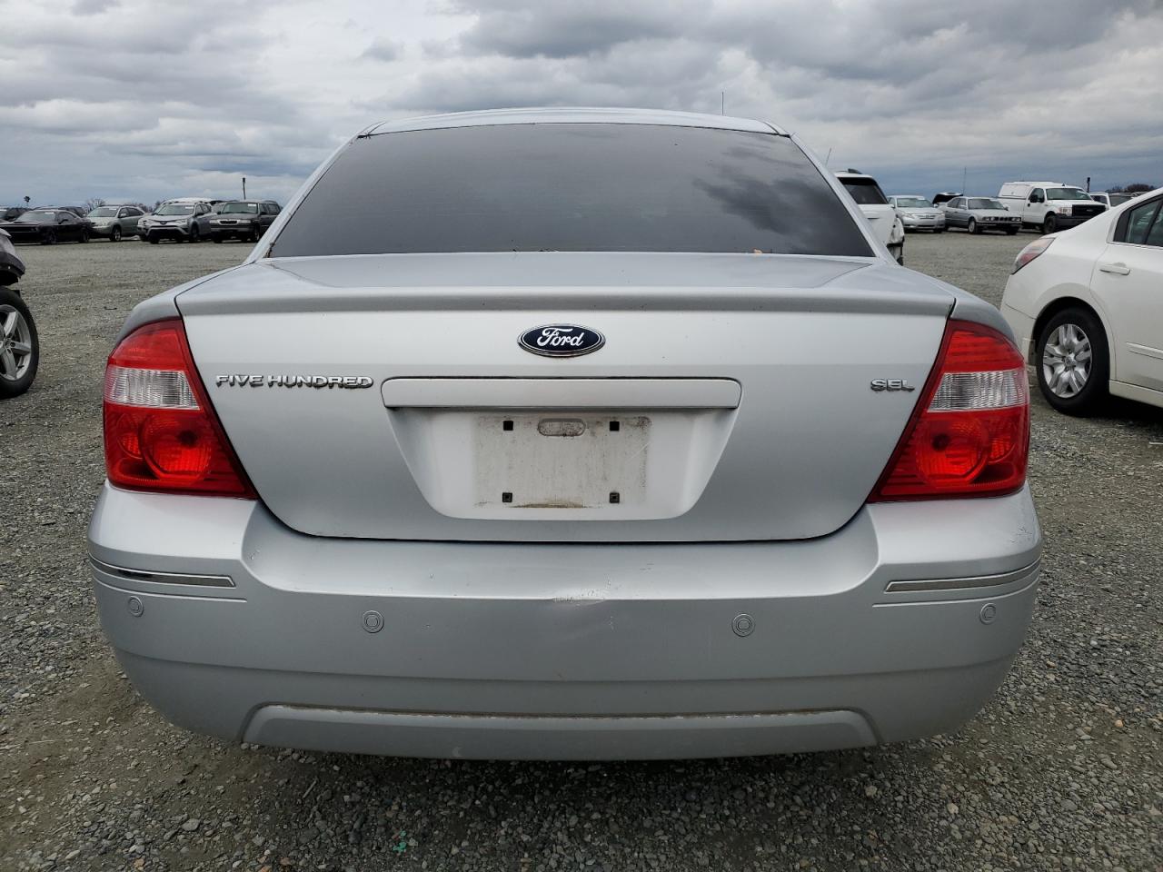2005 Ford Five Hundred - Image 6
