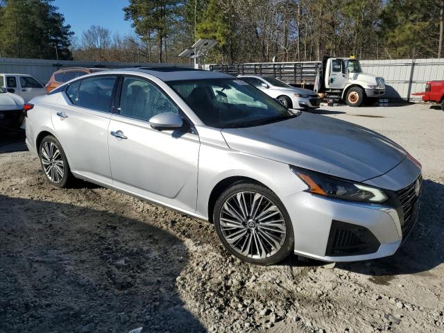  NISSAN ALTIMA 2023 Srebrny