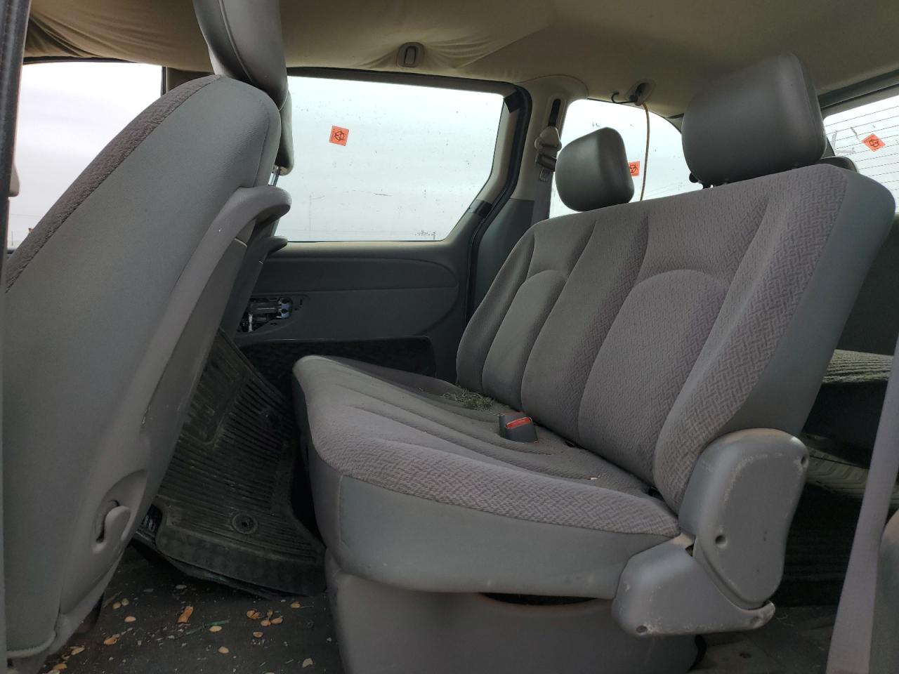 2007 Dodge Caravan - Image 11