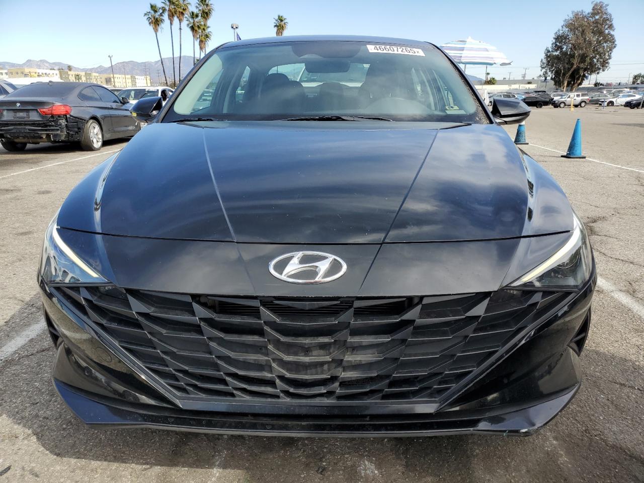 2022 Hyundai Elantra - Image 5