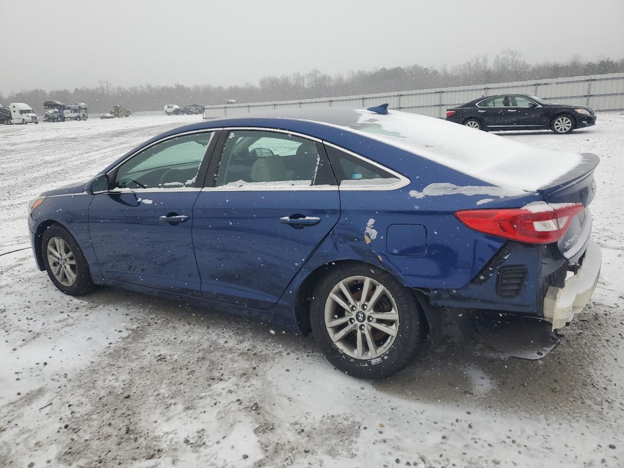 2017 Hyundai Sonata - Image 2