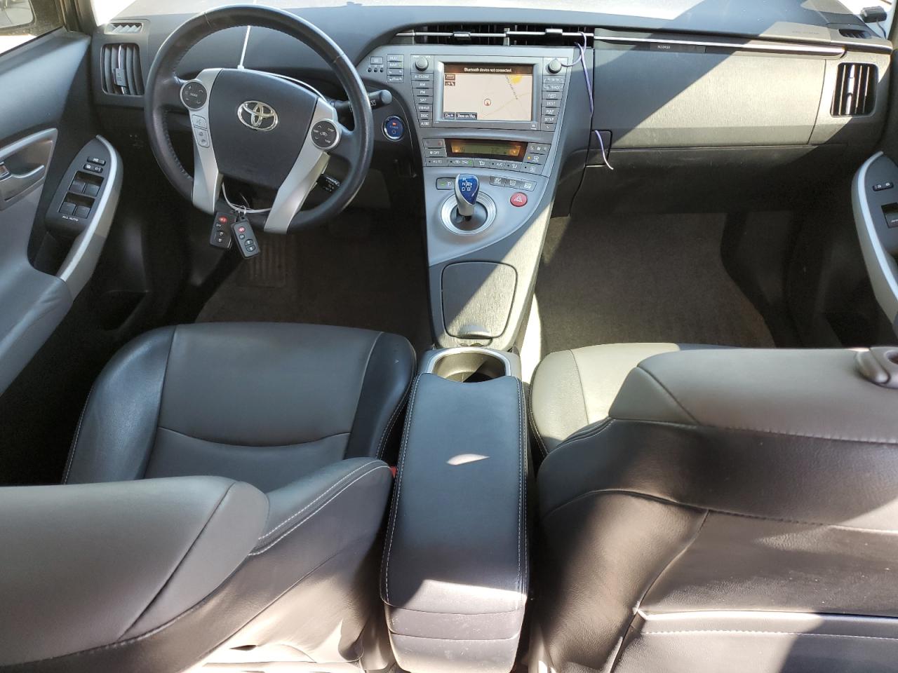 2014 Toyota Prius - Image 8