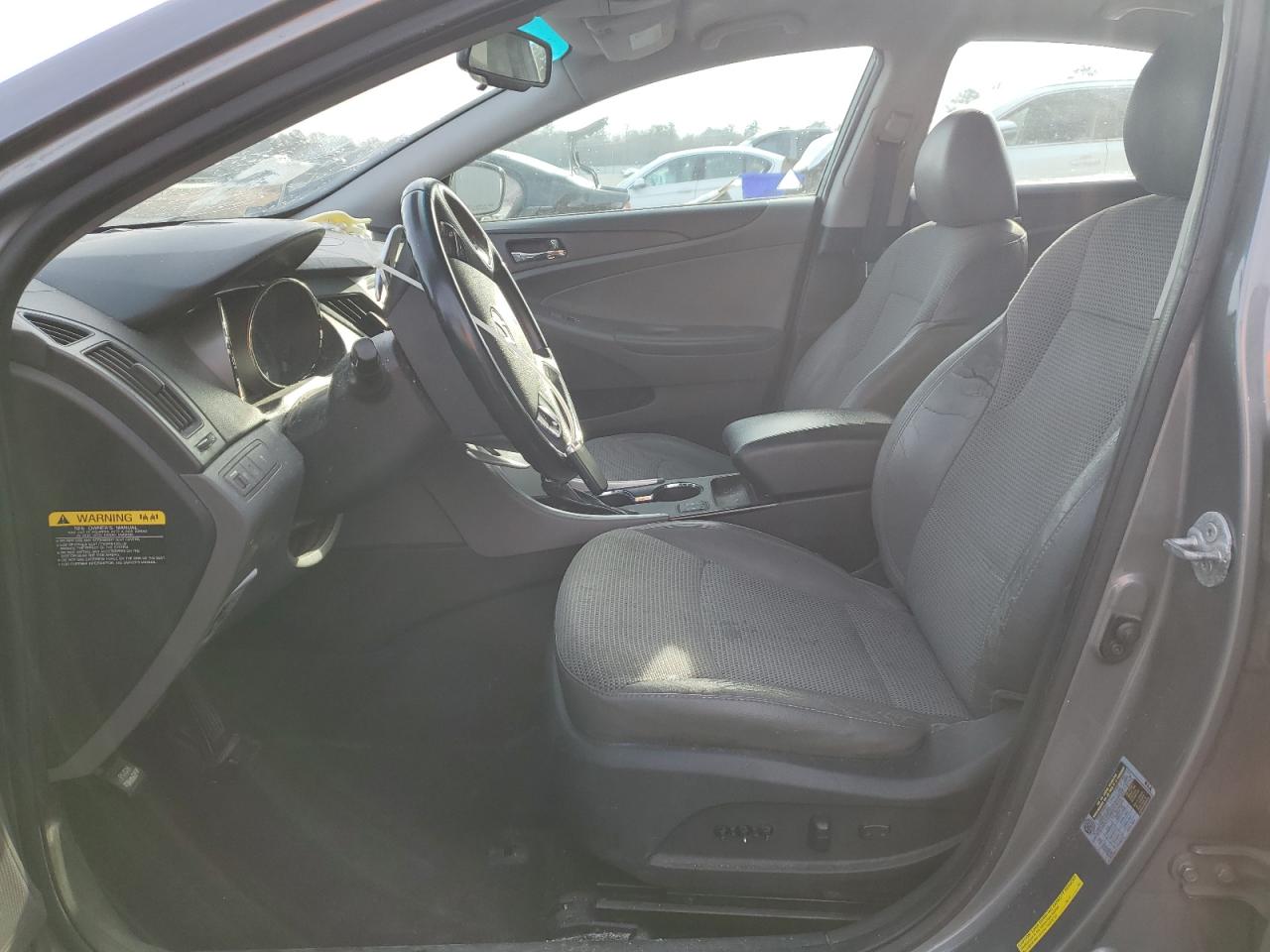 2013 Hyundai Sonata - Image 7