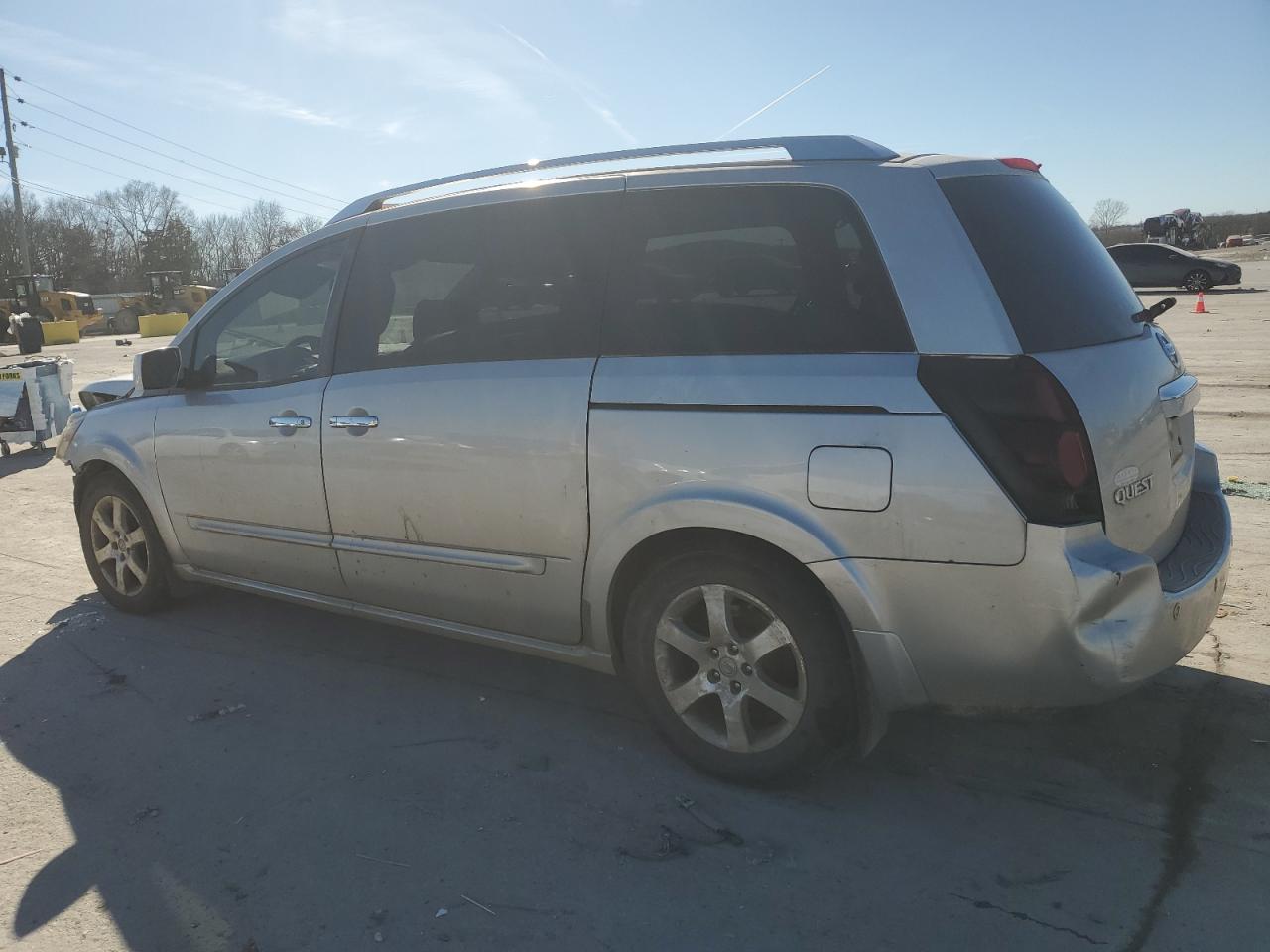 2008 Nissan Quest - Image 2