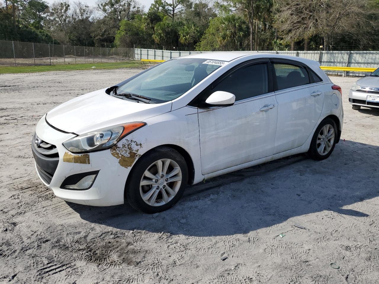 2014 Hyundai Elantra - Image 1