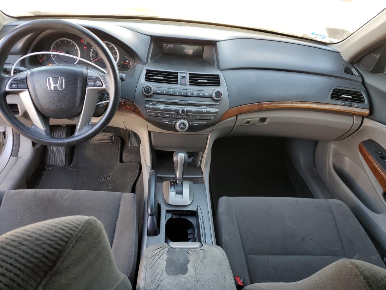 2011 Honda Accord - Image 8