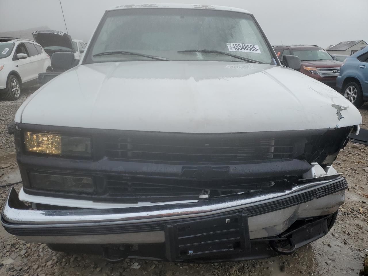 1998 Chevrolet Suburban - Image 5