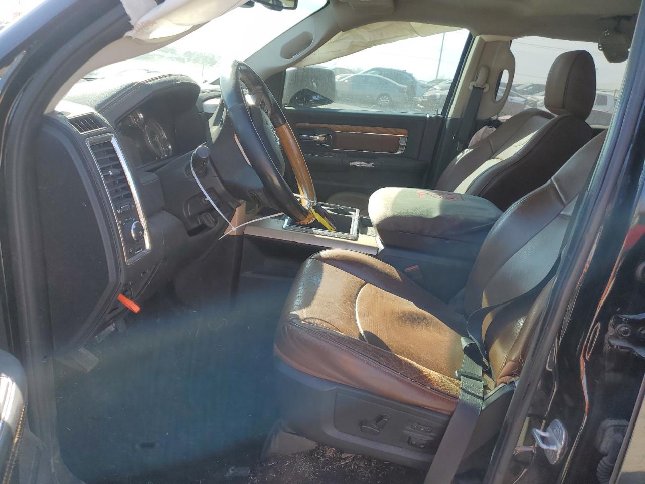 2014 RAM 1500 - Image 7