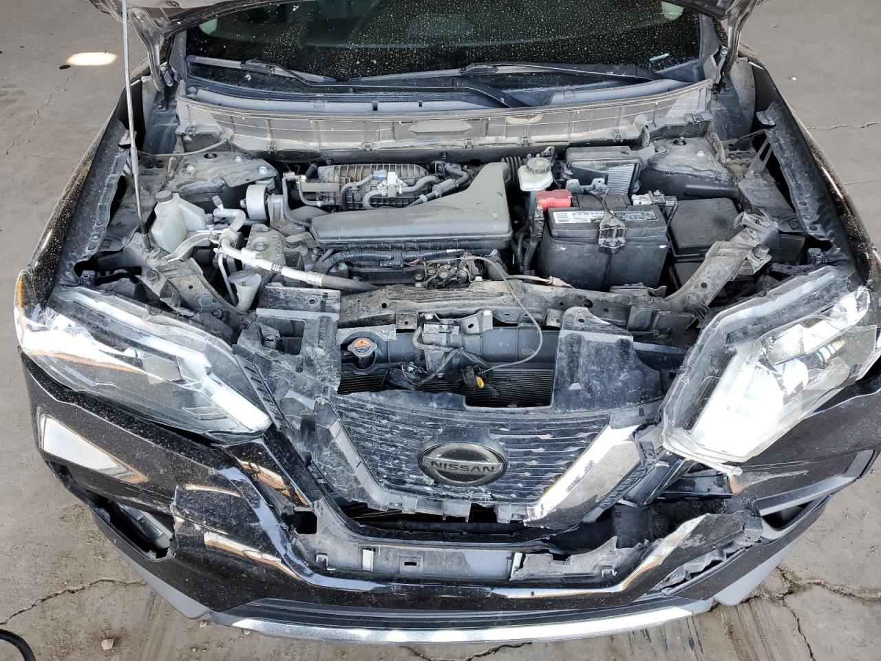 2019 Nissan Rogue - Image 11