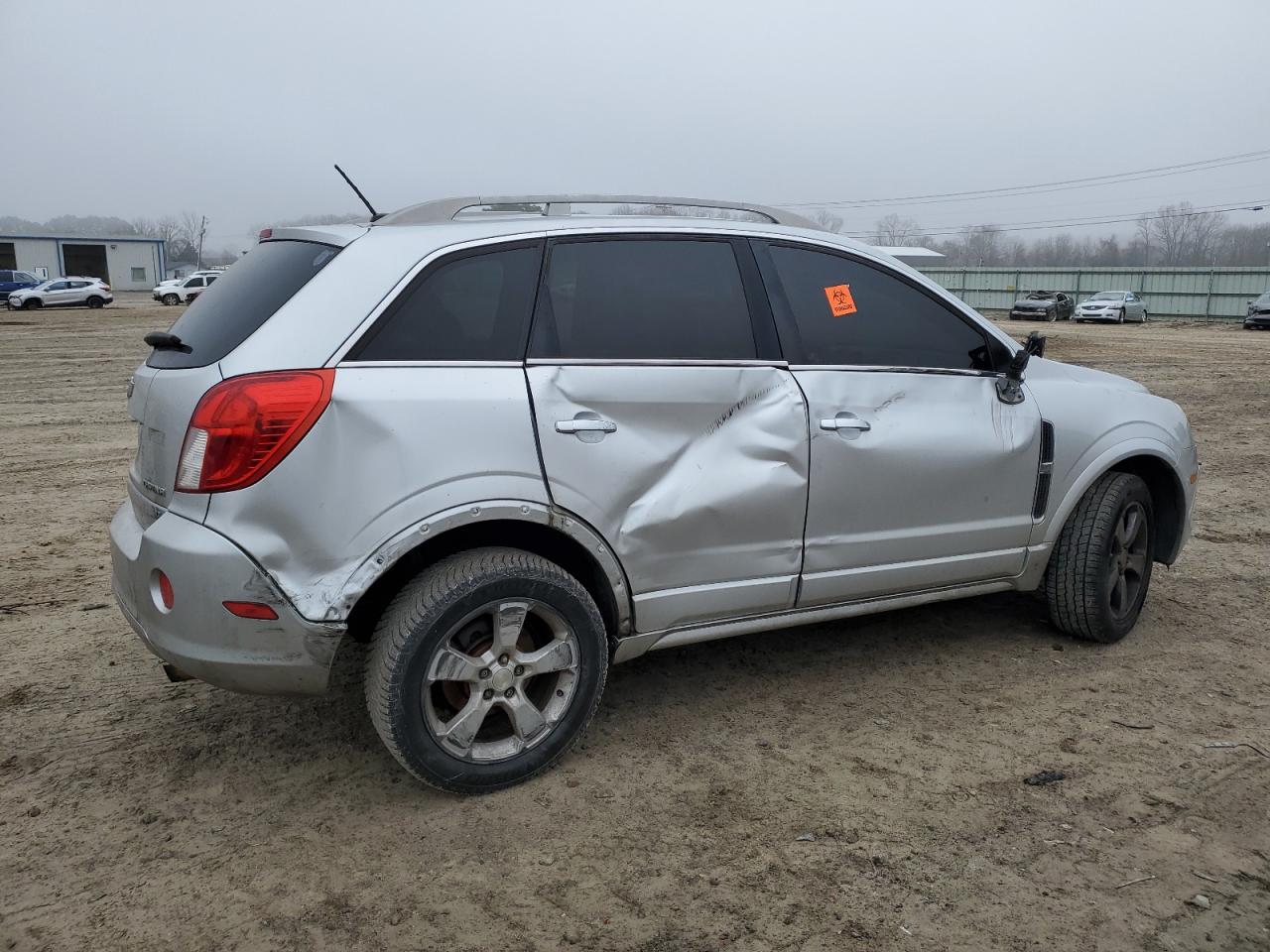 2014 Chevrolet Captiva - Image 3