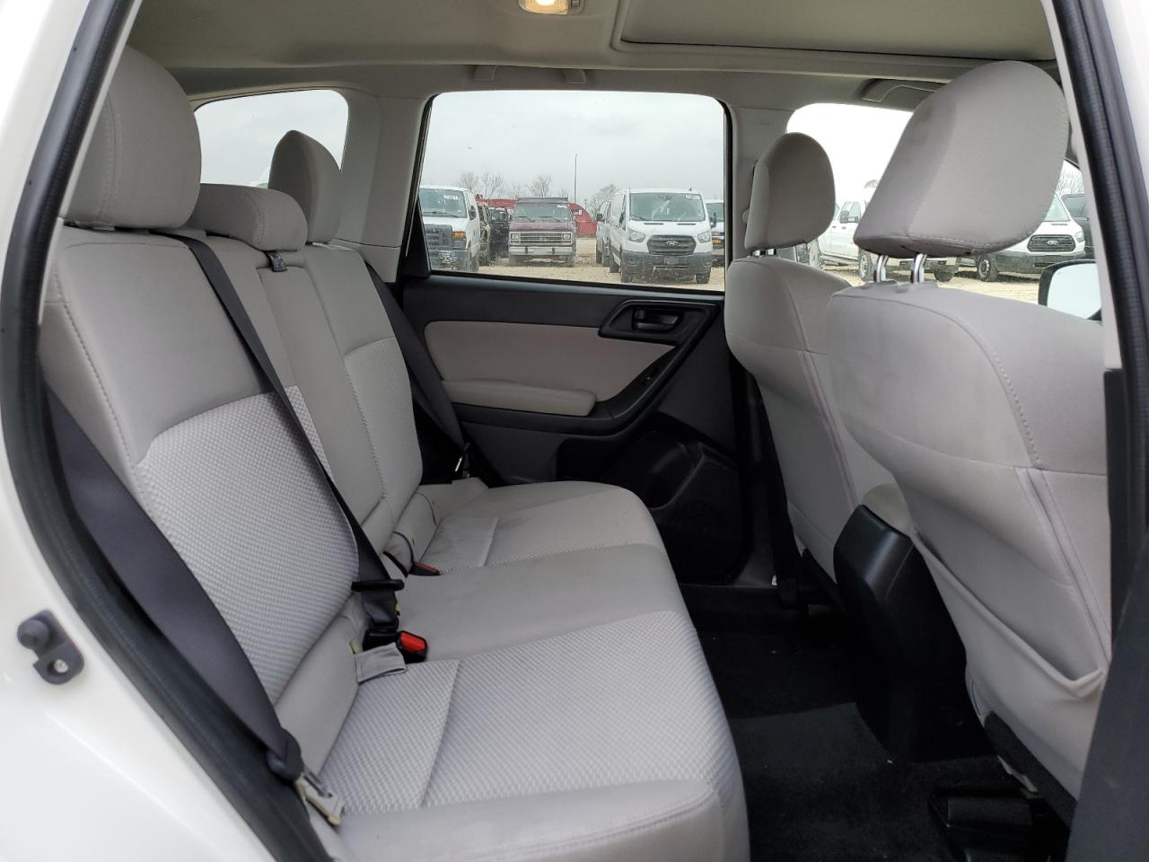2016 Subaru Forester - Image 11