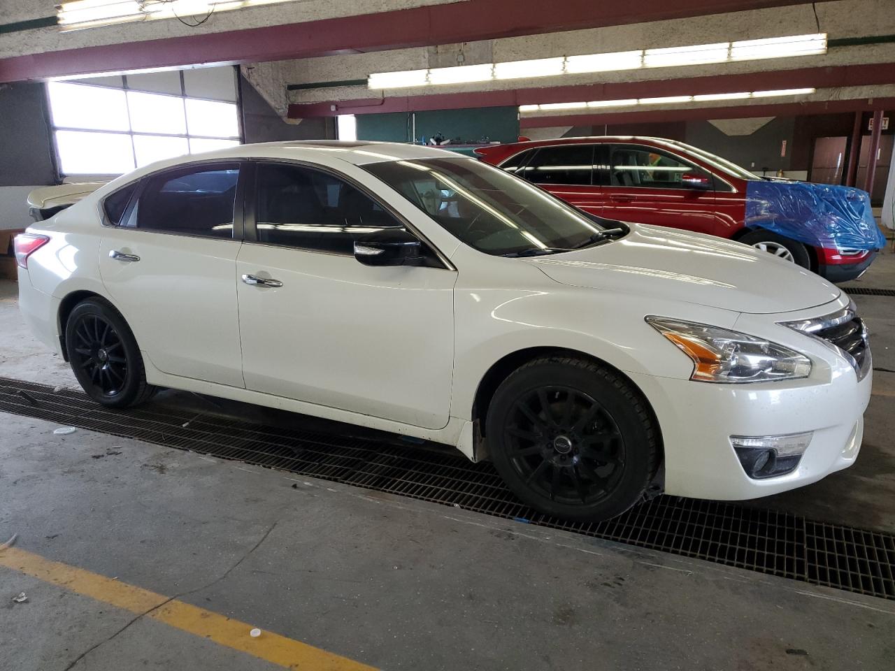 2013 Nissan Altima - Image 4