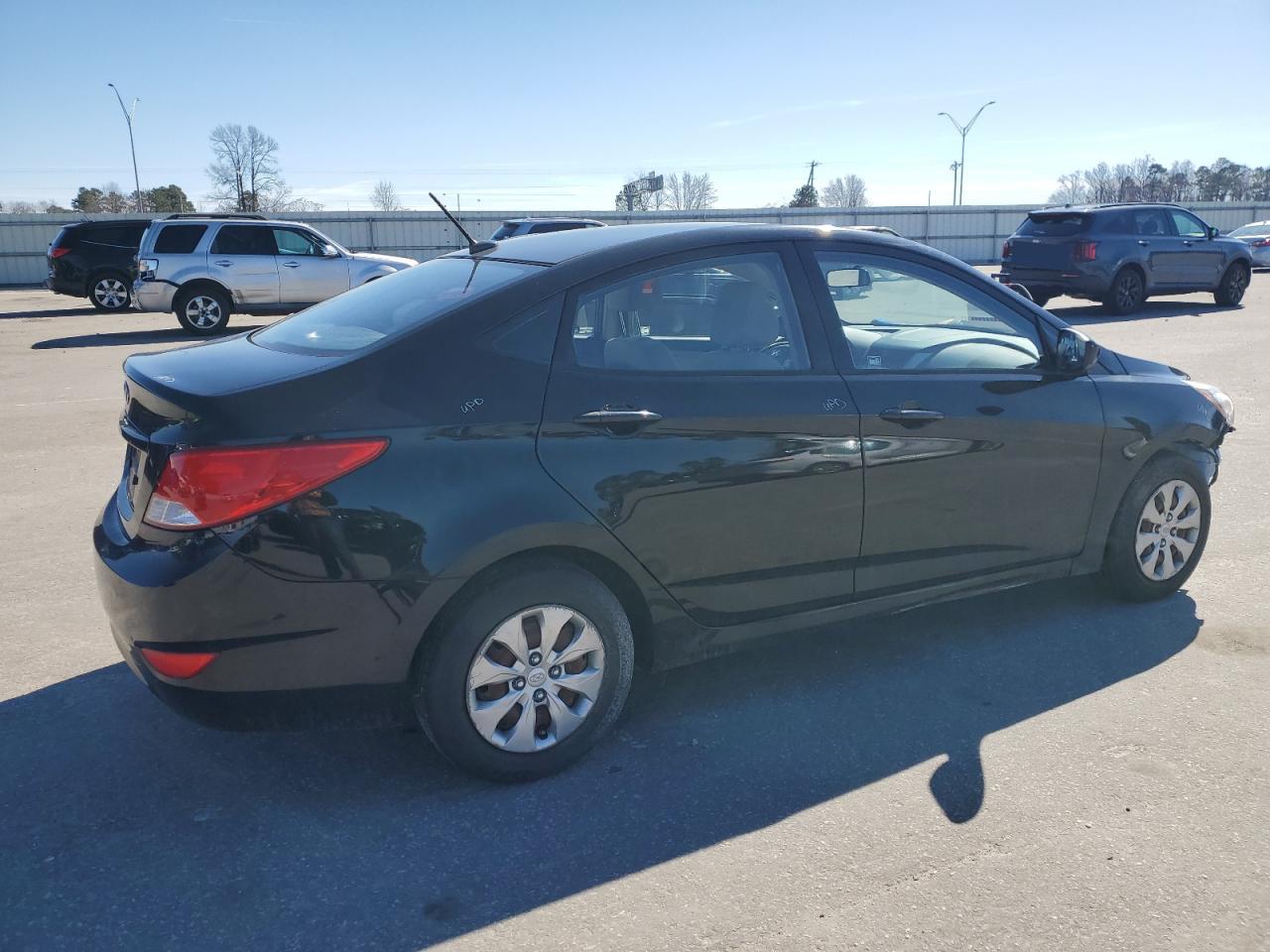 2016 Hyundai Accent - Image 3