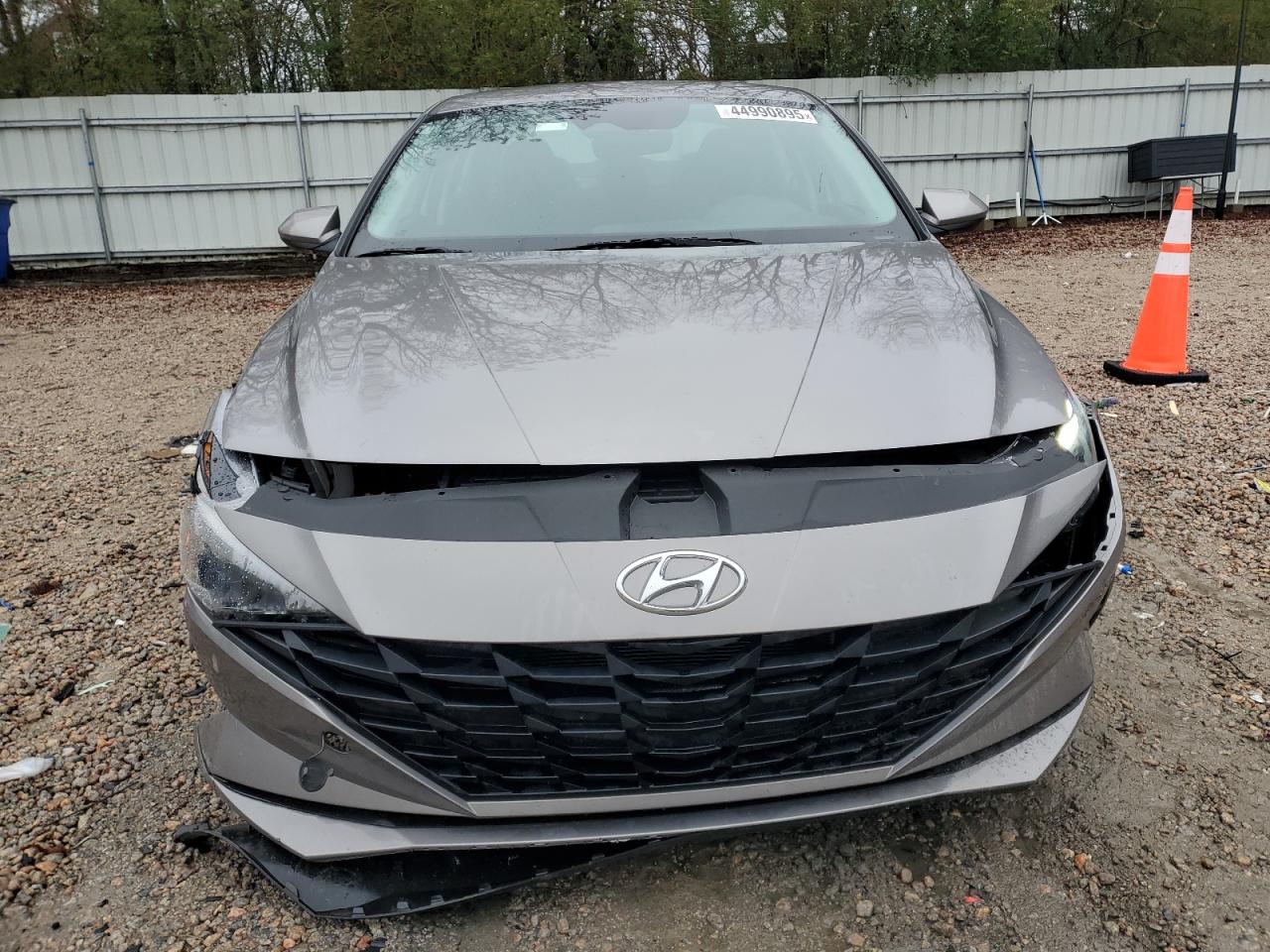 2023 Hyundai Elantra - Image 5
