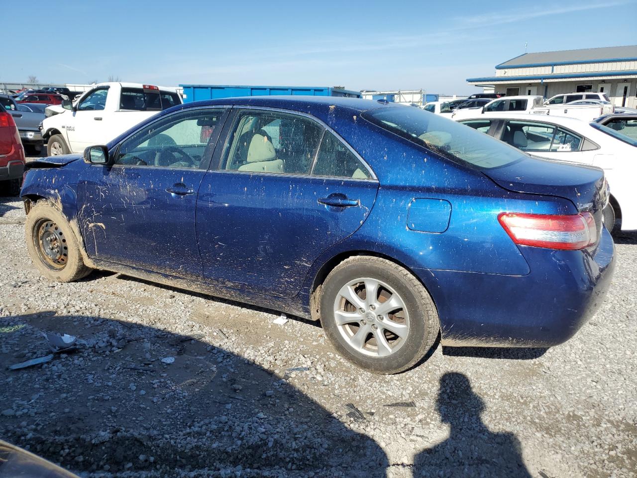 2011 Toyota Camry - Image 2